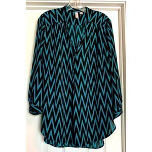 TACERA - NWOT 🎉HPx2🎉 L Sz L Tunic-Length 3/4-Button Chevron Blouse/Black & Teal